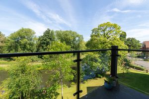 Photo 13- click for photo gallery